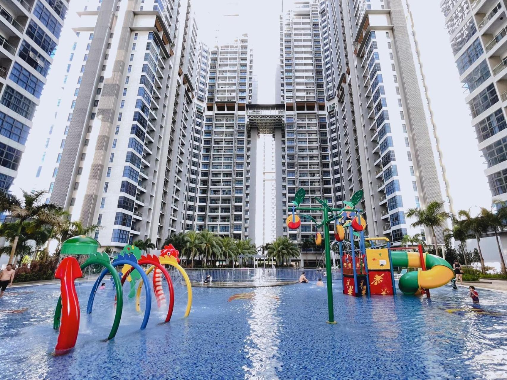 Atlantis Residences Melaka By Heystay Management Esterno foto