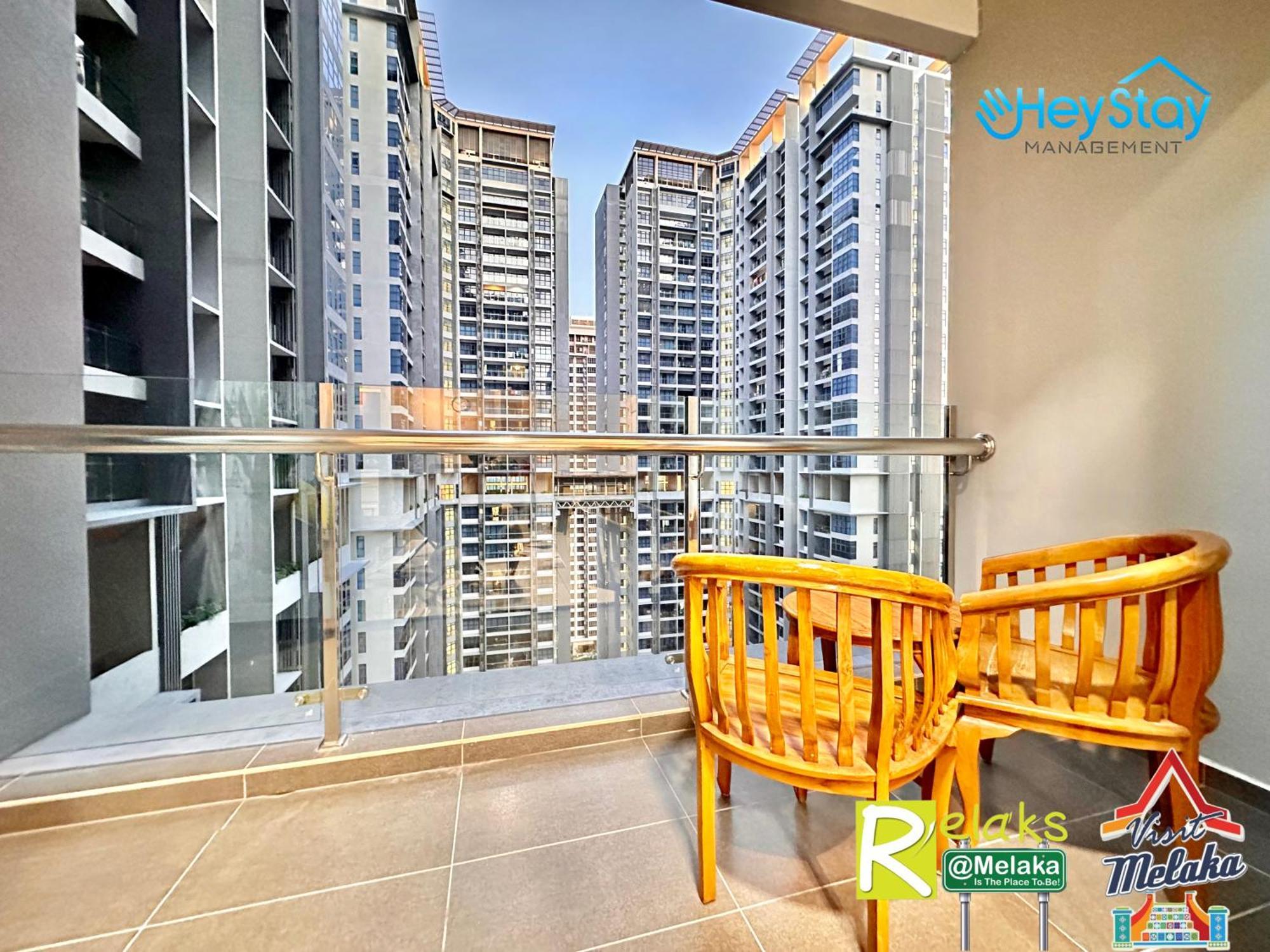 Atlantis Residences Melaka By Heystay Management Esterno foto