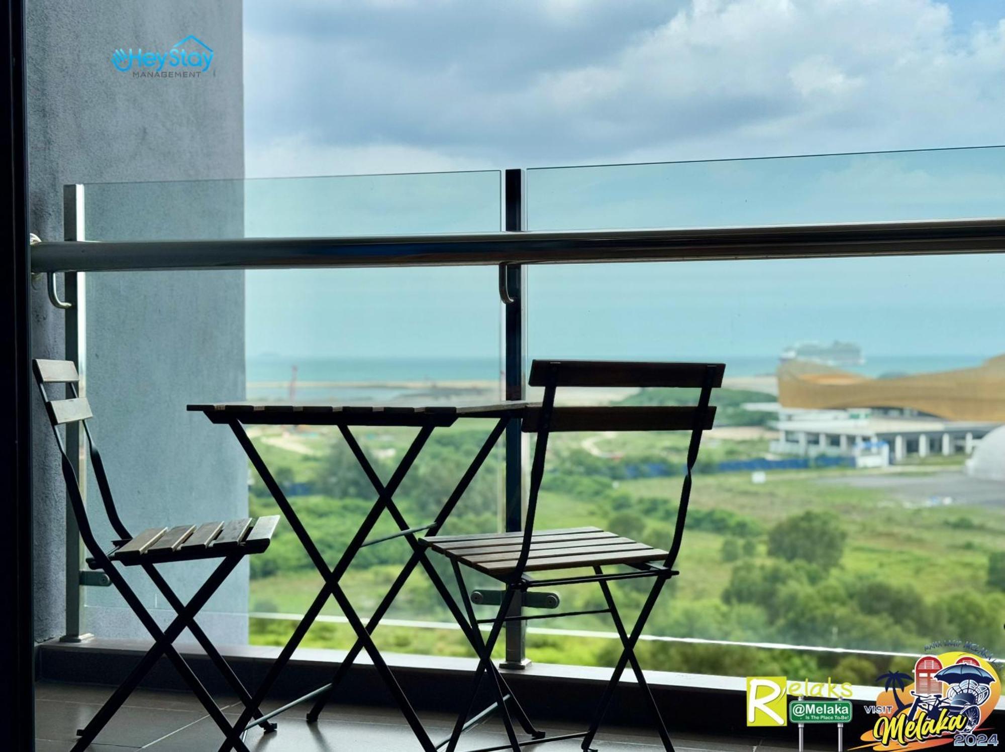 Atlantis Residences Melaka By Heystay Management Esterno foto